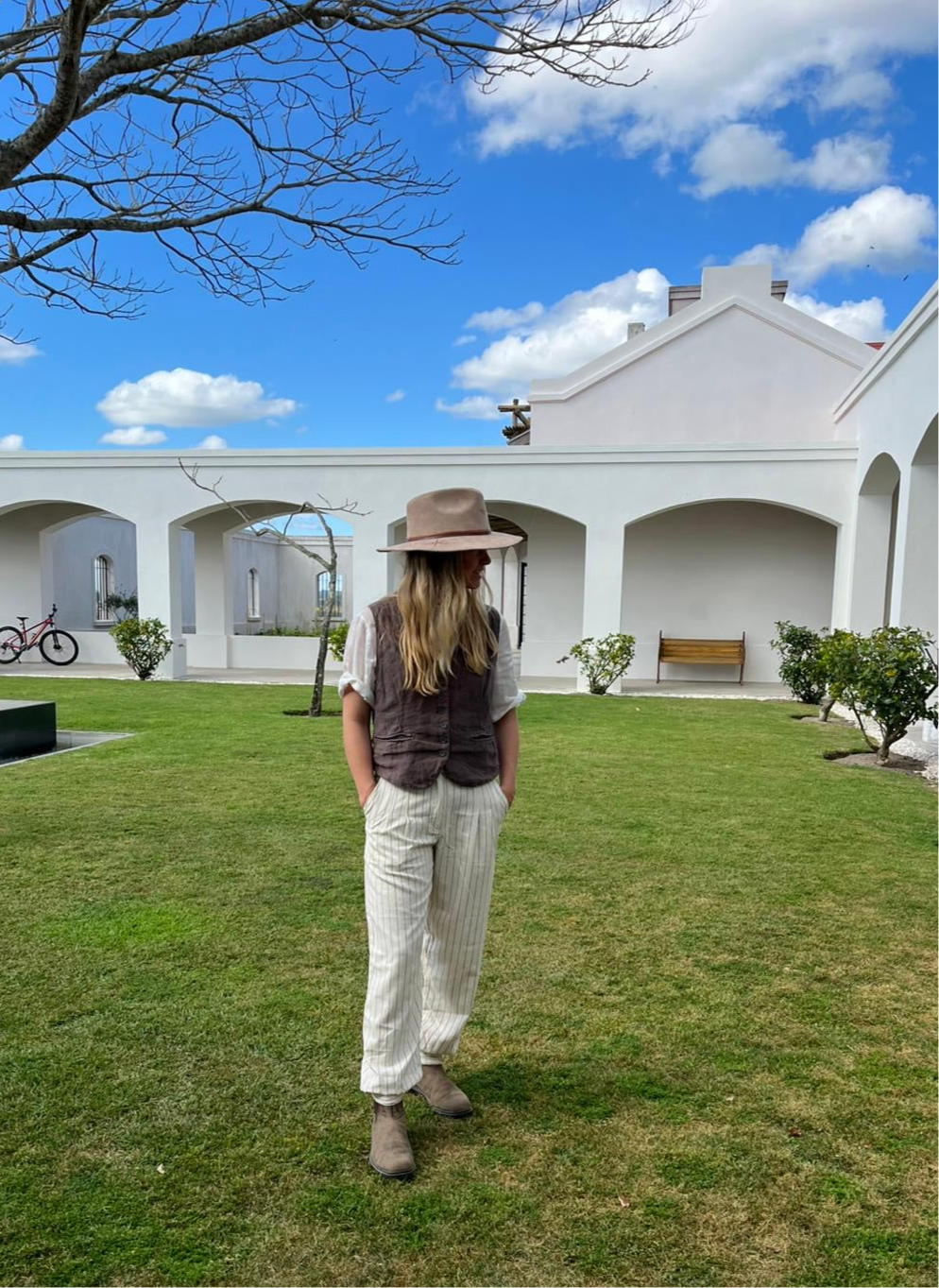 Bombacha de campo de lino blanca