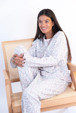 Cargar imagen en el visor de la galería, Pijama nido estampado floreado rosa
