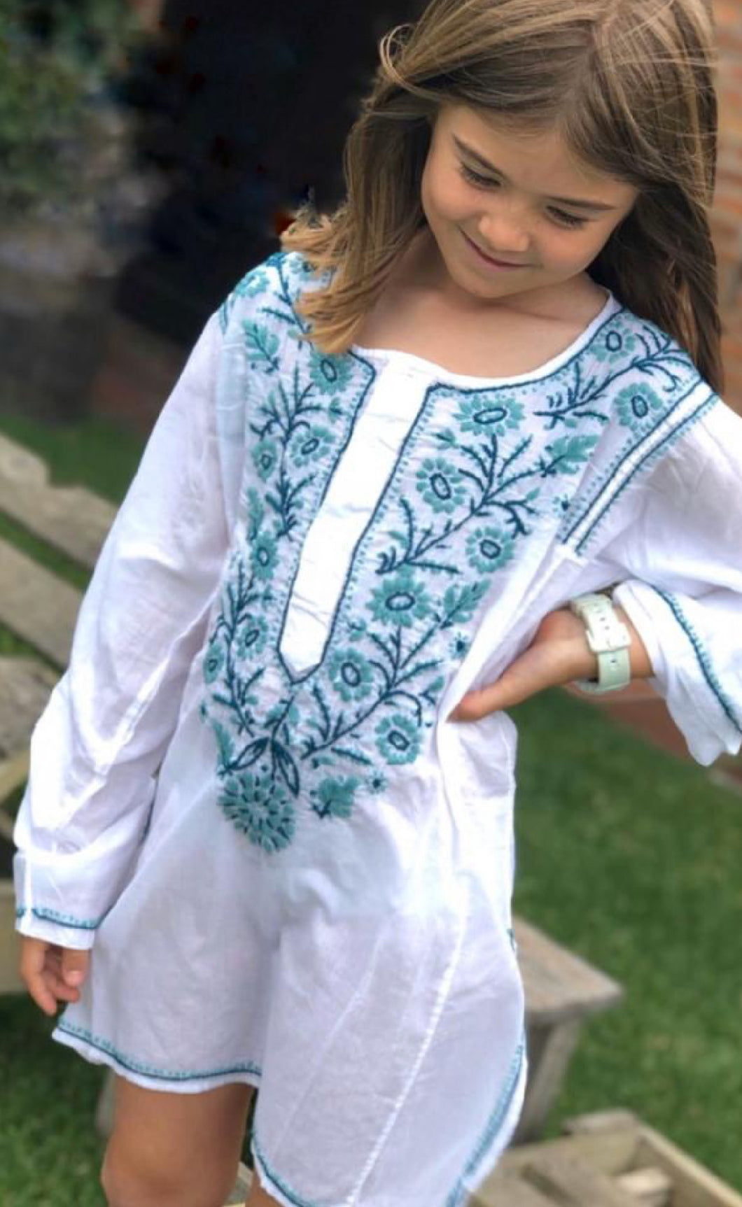 Túnica bordada de niña- Verde