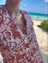 Cargar imagen en el visor de la galería, Túnica elefantes roja de mujer
