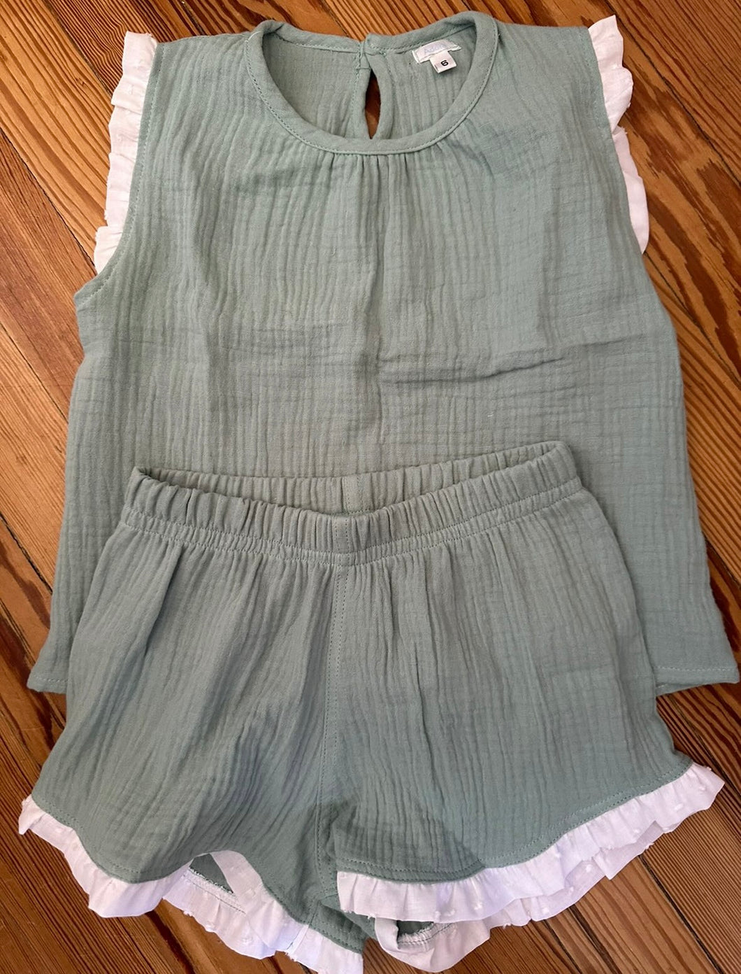 Pijama de muselina verde de niña