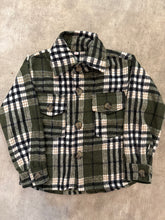 Cargar imagen en el visor de la galería, Camisa de paño verde
