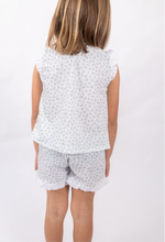 Cargar imagen en el visor de la galería, Pijama corto nido floreado verde de niña
