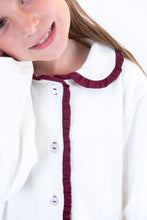 Cargar imagen en el visor de la galería, Pijama classic blanco con volado bordó de nena

