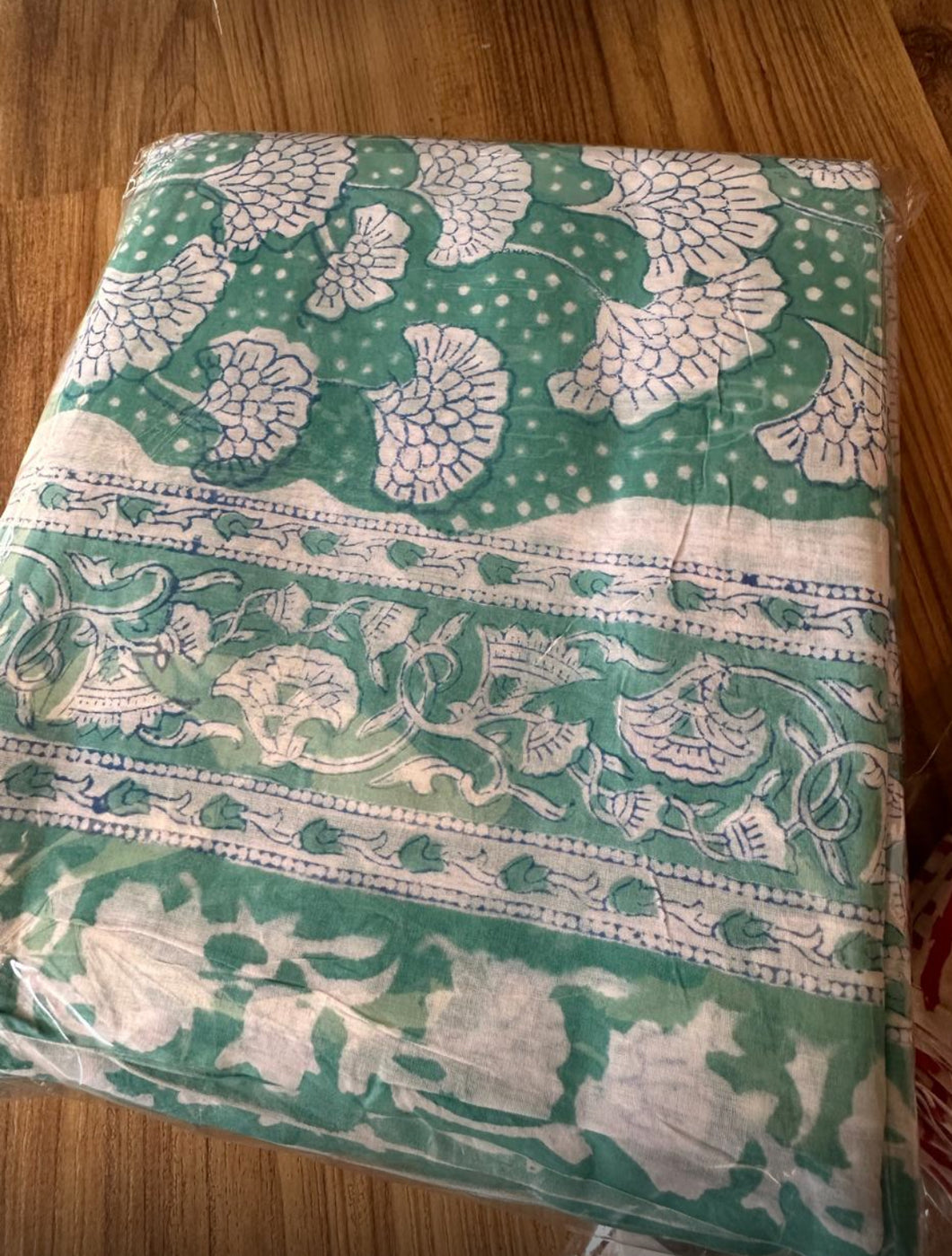 Pareo floreado verde