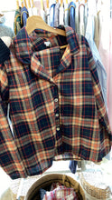 Cargar imagen en el visor de la galería, SALE! Pijama de viyela beige y roja de mujer
