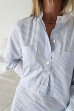 Cargar imagen en el visor de la galería, Camisón Chris
